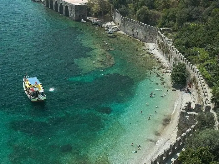 Tersane-Beach-in-Alanya