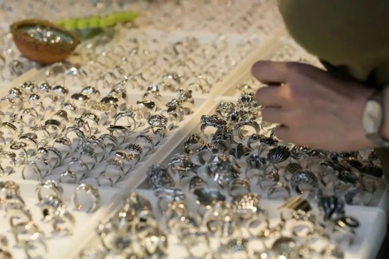 antalya-dental-travel-Gold-Silver-and-Copper-Jewelry