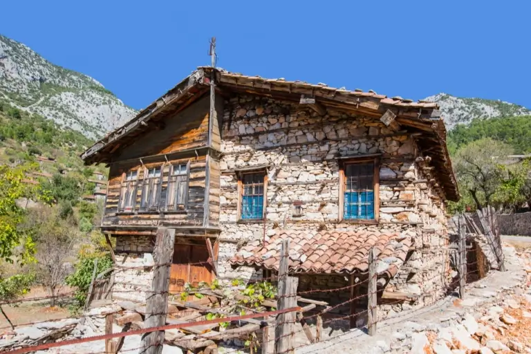 antalya-dental-travel-Hiking-in-the-Mountains-in-Ormana