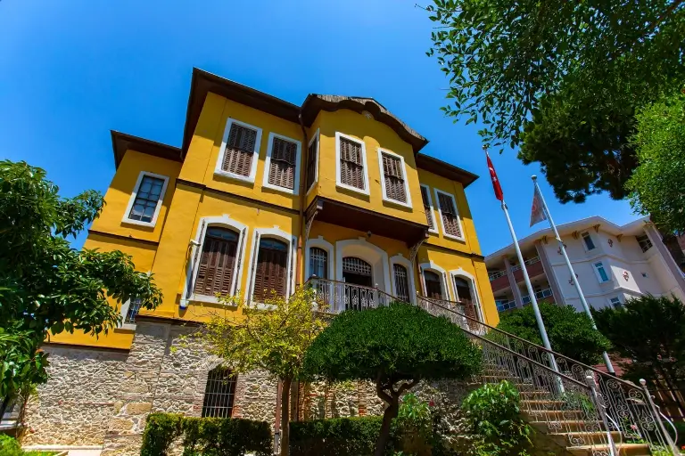 antalya-dental-travel-ataturk-house