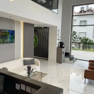 mira clinic 04